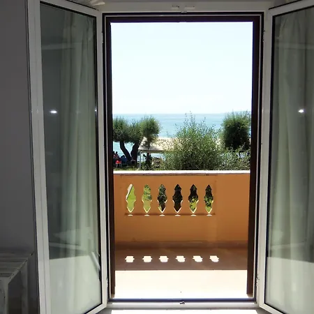 Hotel Scheria 2*